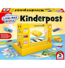 Kinderspielzeug-Postamt mit gelbem Tresen, Briefumschlägen, Marken, Formularen, Münzen und sichtbarem Schmidt-Logo.