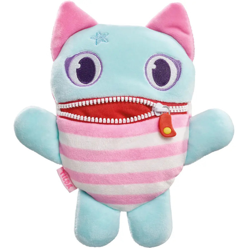 Plüschkatze mit rosa Ohren, blauem Körper, gestreiftem Bauch und einem Reißverschluss als Mund. Plüschkatze mit rosa Ohren, blauem Körper, gestreiftem Bauch und einem Reißverschluss als Mund.