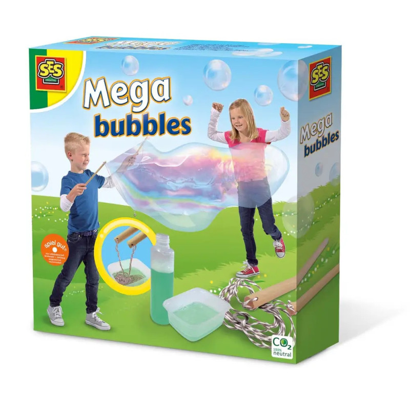 Mega Bubbles-Set: Zwei Kinder spielen und machen eine riesige Seifenblase auf der Verpackung.