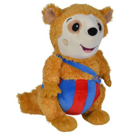 Brauner Plüschbär in rot-blau gestreifter Latzhose mit blauem Träger, steht aufrecht.