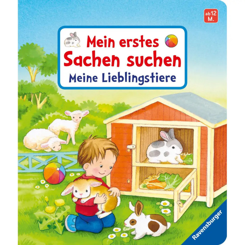 Ein Kind hält ein Kaninchen vor einem Stall mit weiteren Kaninchen und Schafen aus dem Ravensburger Pappbilderbuch.