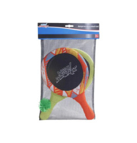 Beachball-Set mit zwei bunten Schlägern und grünem Ball in schwarzem Netzbeutel, Aufschrift: NEW SPORT.