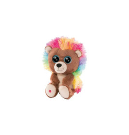 Plüschbär mit großen Augen und bunter Regenbogenmähne sitzt aufrecht vor weißem Hintergrund.