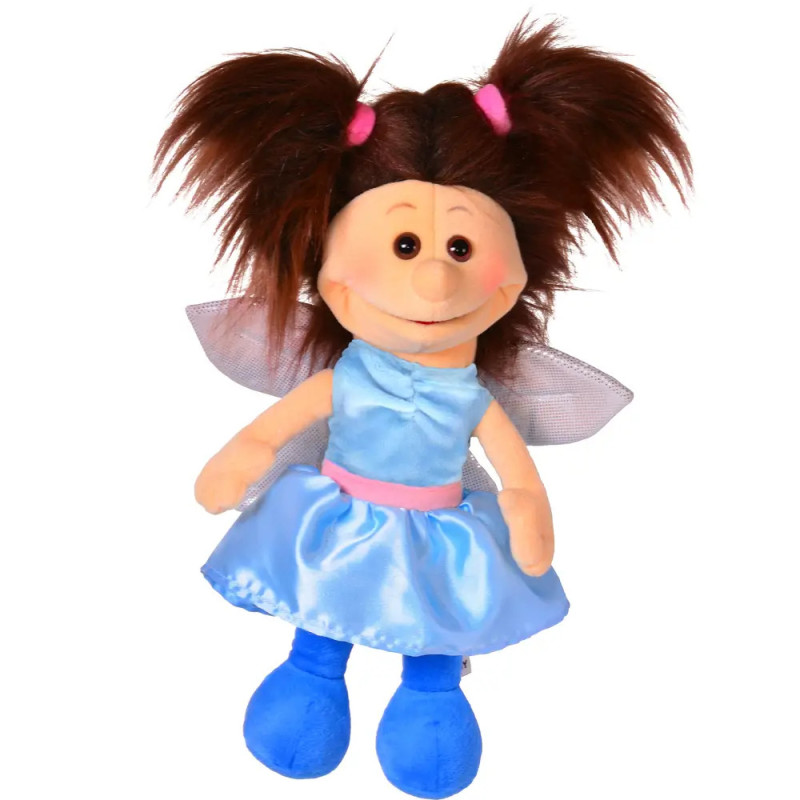 Plüschpuppe mit braunen Haaren, blauem Kleid, blauen Schuhen, Flügeln und rosa Haargummis, lächelnd. Plüschpuppe mit braunen Haaren, blauem Kleid, blauen Schuhen, Flügeln und rosa Haargummis, lächelnd.