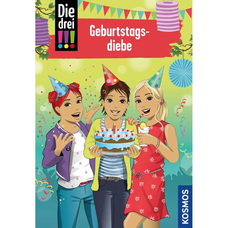 Drei Mädchen mit Partyhüten halten Kuchen und Getränke, lächeln vor festlicher Dekoration.