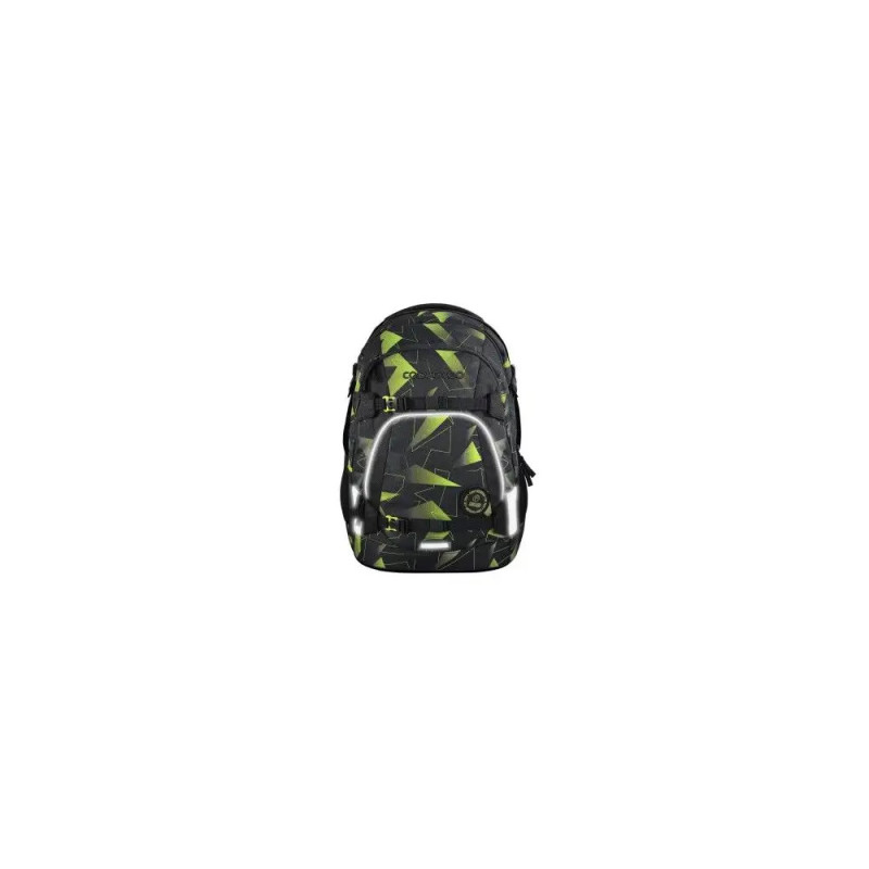 Schwarz-grüner Camouflage-Rucksack mit Fronttasche, frontal vor weißem Hintergrund fotografiert. Schwarz-grüner Camouflage-Rucksack mit Fronttasche, frontal vor weißem Hintergrund fotografiert.
