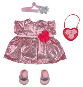 Glitzerndes pinkes Puppenkleid mit passenden Schuhen, Schmetterlingshaarreif und roter herzförmiger Tasche.