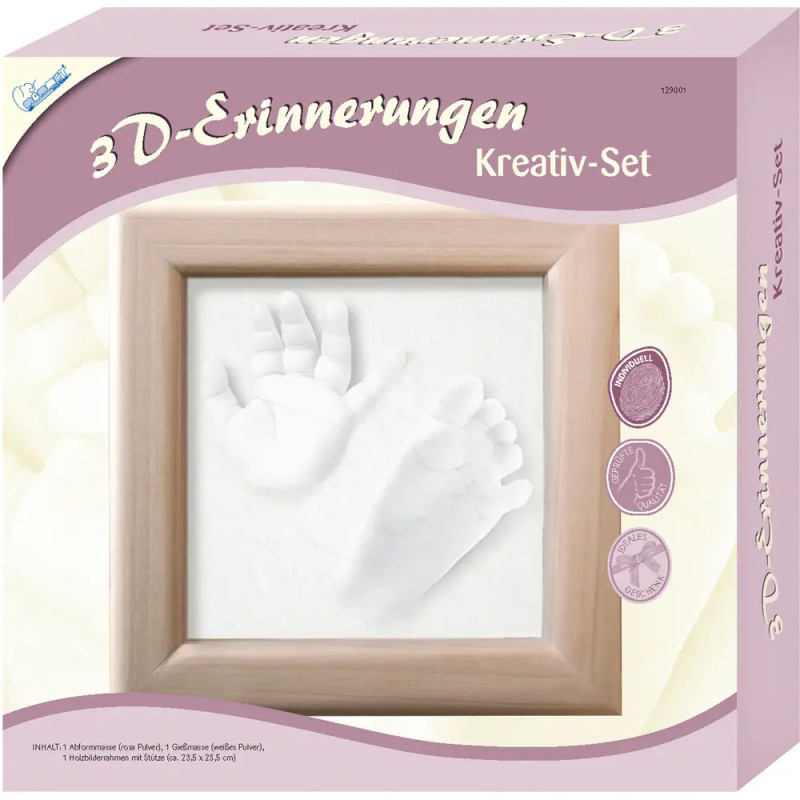 Box mit 3D-Abdruckset für Baby-Hand und -Fuß, präsentiert in einem hellen Holzrahmen.
