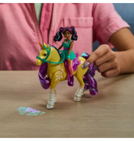 UCA Small Doll Ava & Plant Magic Leaf