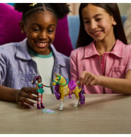 UCA Small Doll Ava & Plant Magic Leaf