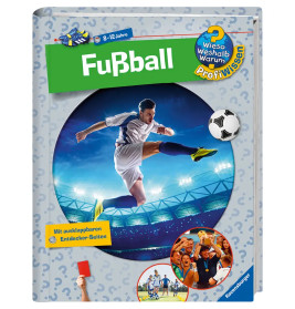 Buchcover: Fußballspieler schießt im Stadion einen Ball, Titel Fußball.