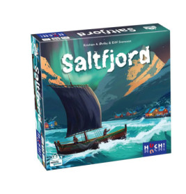 Saltfjord-Spielbox mit Wikingerschiff auf dem Wasser, Bergen und bunten Häusern im Hintergrund.