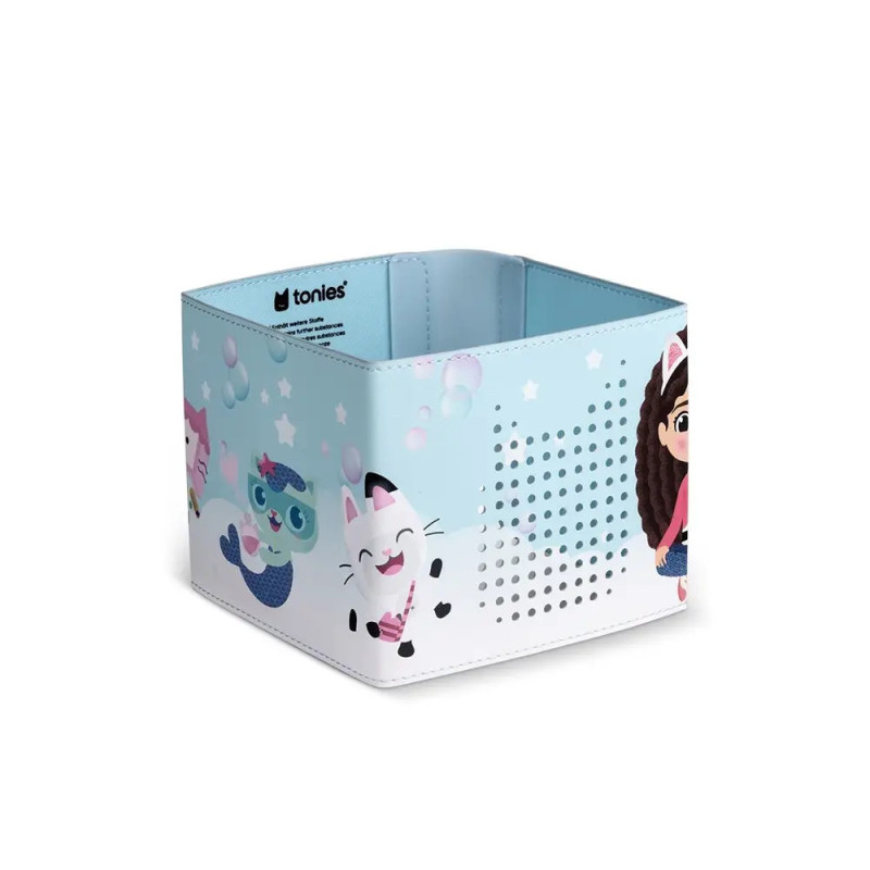 Hellblaue Toniebox-Hülle mit Comic-Katzen, Blasen und einem Mädchen mit Katzenohren an der Seite.