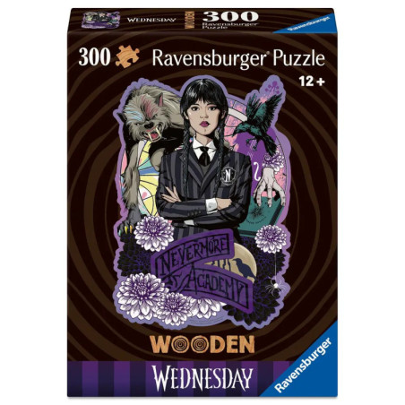 300-teiliges Ravensburger Puzzle mit Wednesday Addams und mystischen Kreaturen auf der Box. 300-teiliges Ravensburger Puzzle mit Wednesday Addams und mystischen Kreaturen auf der Box.