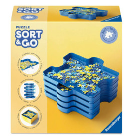 Ravensburger Puzzle Sort & Go: Blaue Sortierschalen mit Puzzleteilen, präsentiert auf gelbem Hintergrund.