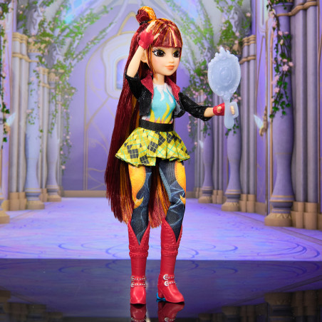 UCA Fashion Doll - Valentina Refresh