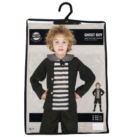 Kind im gestreiften Shirt und schwarzer Jacke als Ghost Boy, Kostüm verpackt und an einem Bügel hängend.