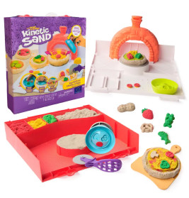 Kinetic Sand Pizzaset mit buntem Sand, Förmchen, Ofen, Werkzeugen und fertigen Pizzakreationen.