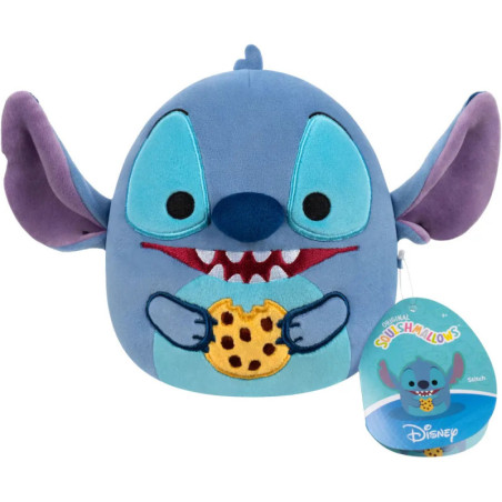 Plüsch-Stitch-Squishmallow hält einen Keks und trägt ein Etikett.