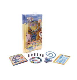 Disney Stitch-Set: Armband, Perlen, Kette, Anleitung und Verpackung auf weißem Hintergrund.