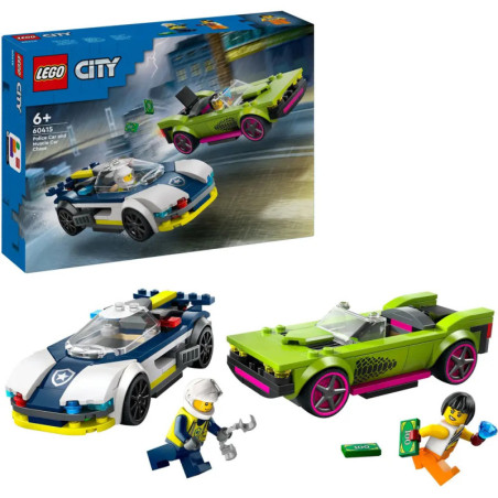 LEGO City Set: Blau-weißes und grünes Auto, zwei Minifiguren, Werkzeuge, Geld und Verpackung im Hintergrund.