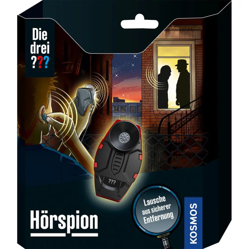 Ein Junge belauscht mit einem Abhörgerät zwei Personen, die nachts in einem beleuchteten Fenster sprechen.