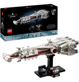 LEGO Star Wars Tantive IV auf einem Ständer, die Verpackung ist im Hintergrund zu sehen.