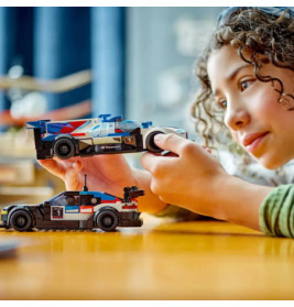 76922 BMW M4 GT3 & BMW M Hybrid V8 Rennwagen