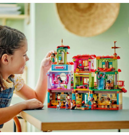 43245 Das magische Haus der Madrigals