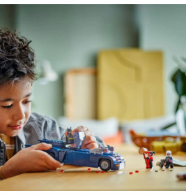 76274 Batman™ im Batmobil™ vs. Harley Quinn™ und Mr. Freeze™