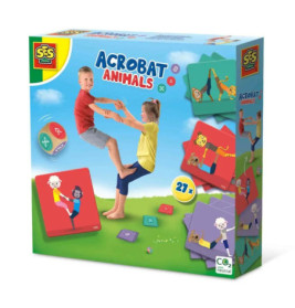 Zwei Kinder spielen mit Tier-Akrobatik-Karten und Würfeln aus dem Spiel Acrobat Animals.