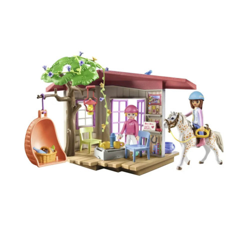 Geheimes Clubhaus für Pferdefans