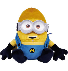 Plüsch-Minionsfigur mit Brille, blauer Latzhose und schwarzen Handschuhen sitzt aufrecht.