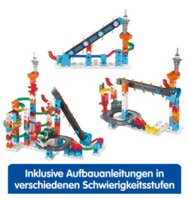 Drei bunte Spielzeugauto-Rennstrecken mit Loopings, Rampen und Türmen, darunter deutsche Anleitung.