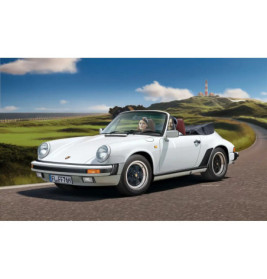 Geschenkset 50 Years of Porsche 911 G-Model , Revell Modellbausatz mit Basiszubehör