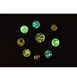 Leuchtende Planeten-Murmeln