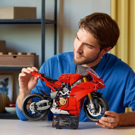 LEGO Technic 42202 Ducati Panigale V4 S Motorrad