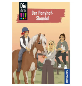 Drei Mädchen stehen mit einem braun-weißen Pony am Zaun eine hält einen Apfel, eine andere ein weißes Huhn.