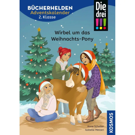 Drei Mädchen in Winterkleidung und Nikolausmützen stehen mit einem Pony bei Weihnachtsbäumen im Schnee.