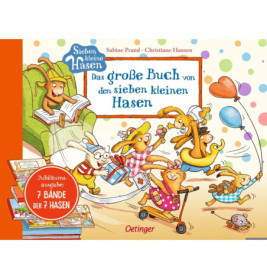 Sieben spielende Kaninchen lesen, malen und spielen in einem bunten Wohnzimmer mit Büchern und Spielzeug.