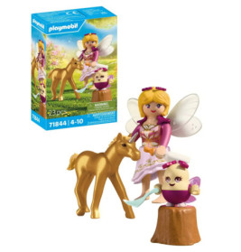 Goldenes Einhornfohlen mit Fee