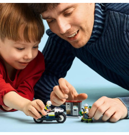 City Verfolgungsjagd mit dem Polizeimotorrad