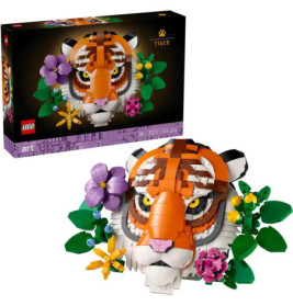 LEGO-Tigerkopf mit bunten Blumen, daneben die Verpackung mit gleichem Motiv und LEGO-Logo.