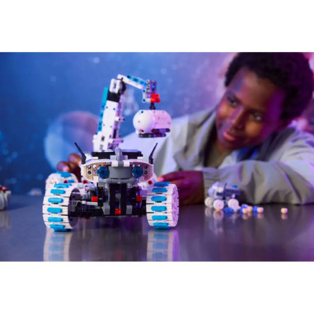 Technic Lunar Outpost® Mondrover-Raumfahrzeug