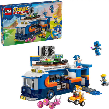 LEGO Sonic the Hedgehog Set mit blauem Party-Van, Minifiguren und Verpackung im Hintergrund. LEGO Sonic the Hedgehog Set mit blauem Party-Van, Minifiguren und Verpackung im Hintergrund.