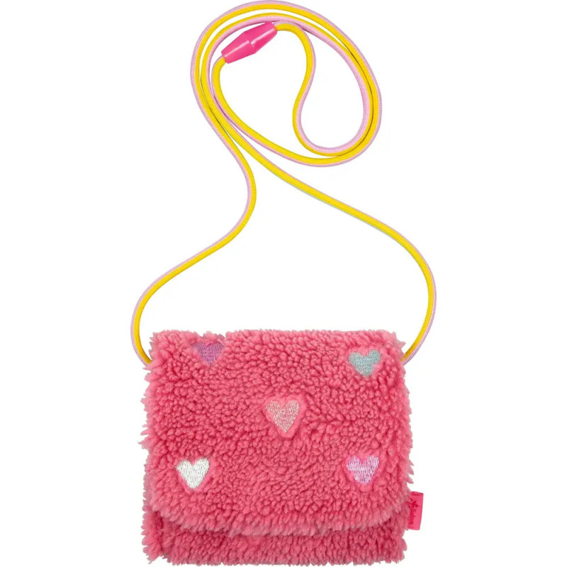 Rosa Plüsch-Tasche mit Herzmustern und gelb-rosafarbenem Gurt vor weißem Hintergrund. Rosa Plüsch-Tasche mit Herzmustern und gelb-rosafarbenem Gurt vor weißem Hintergrund.