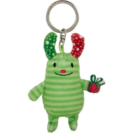 Grün gestreifter Plüschhasen-Schlüsselanhänger mit ungleichen Ohren, hält ein kleines verpacktes Geschenk.