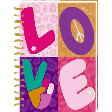 Buntes Notizbuch mit dem Wort LOVE in auffälligen, verschiedenfarbigen und unterschiedlich gestalteten Buchstaben.