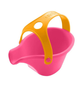 Eine pinke Plastikschüssel mit gelbem Griff und Ausguss auf einer Seite.