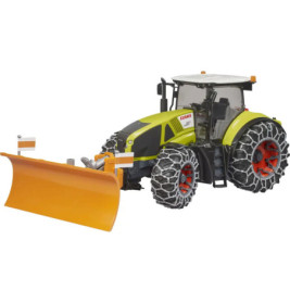 Grüner und schwarzer Spielzeugtraktor mit orangem Schneepflug und Schneeketten, nach links gerichtet.